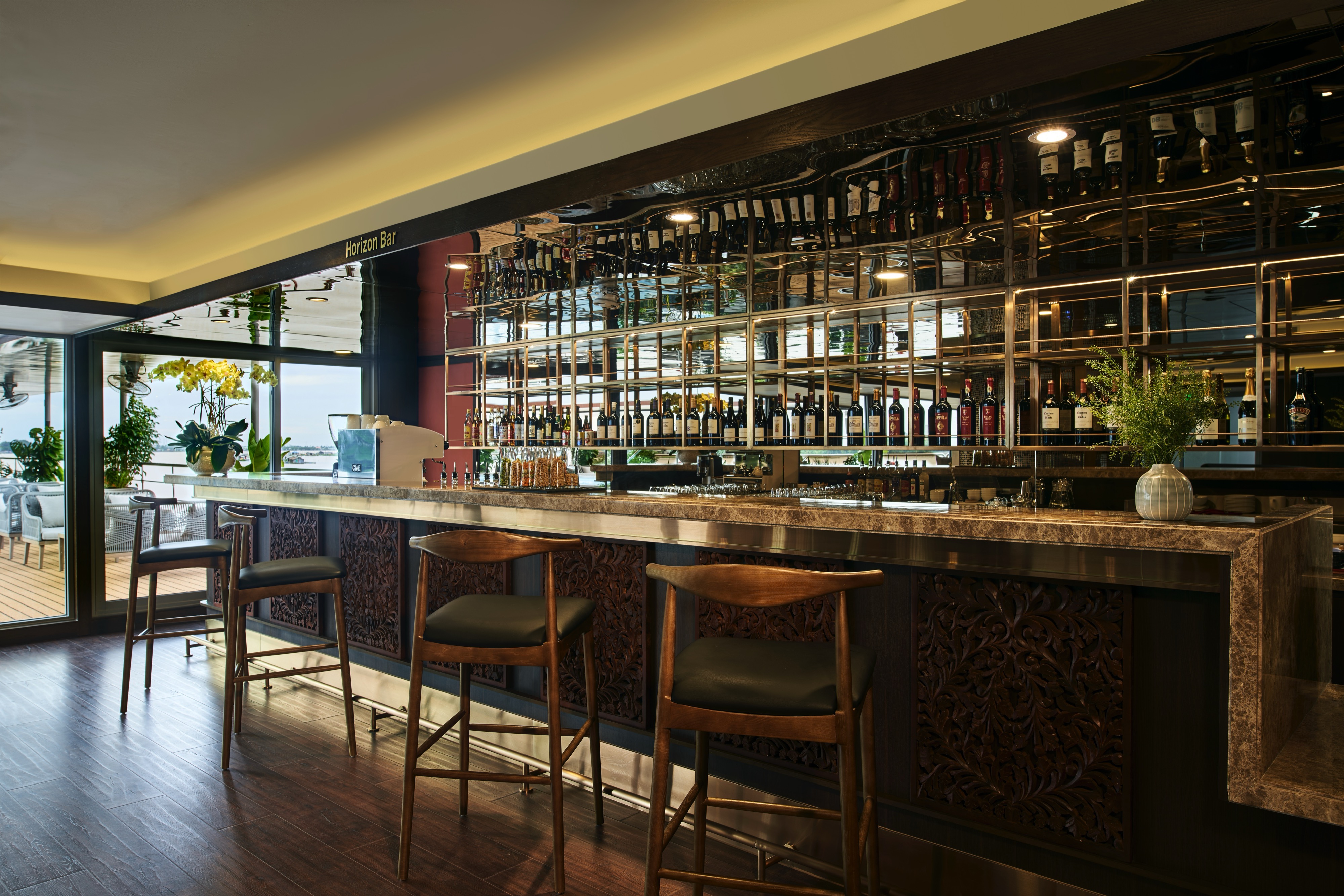 Mekong Serenity - Hamony Lounge & Bar